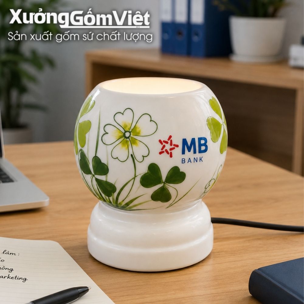 Đèn xông tinh dầu