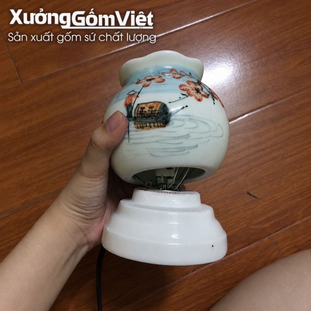 Đèn xông tinh dầu