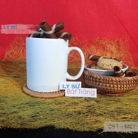 Ly sứ trắng quai C