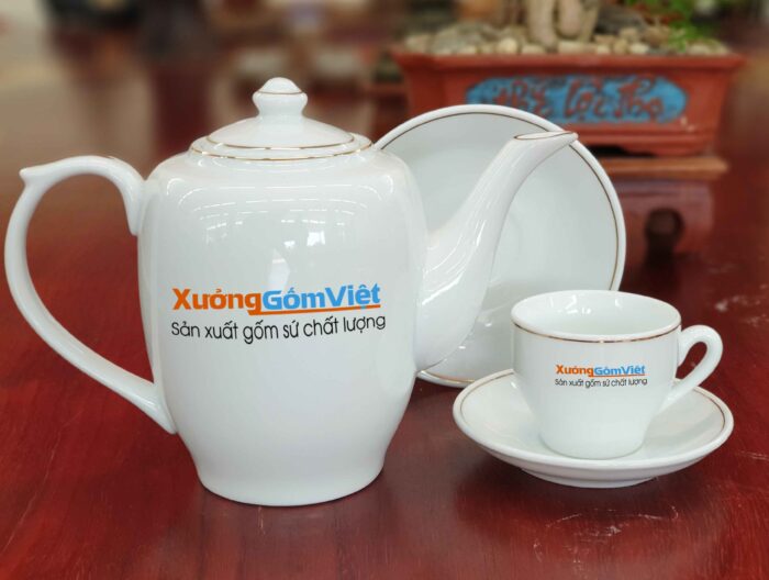 Bộ trà sứ trắng cao chỉ vàng AT-18