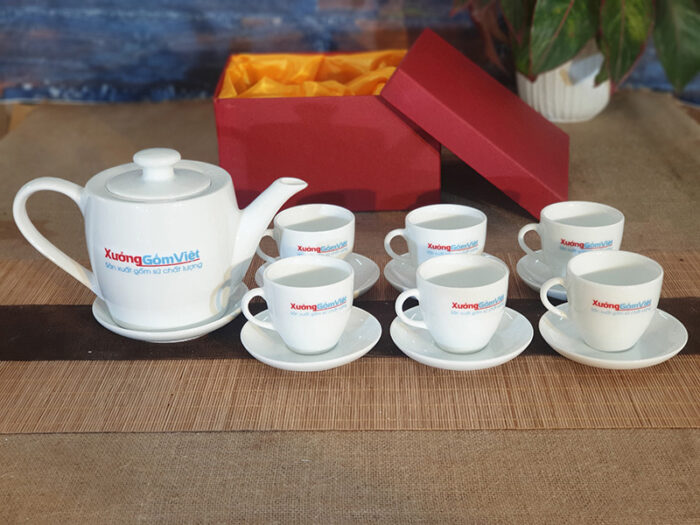 ấm trà in logo xưởng gốm việt