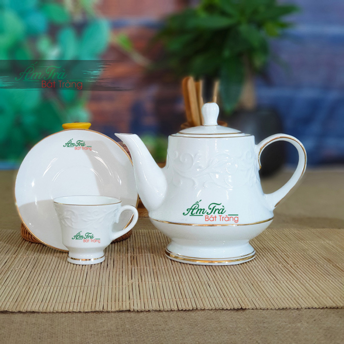 ấm sứ trắng chỉ vàng AT-10