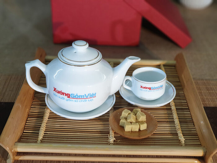 bộ trà sứ trắng quà tặng