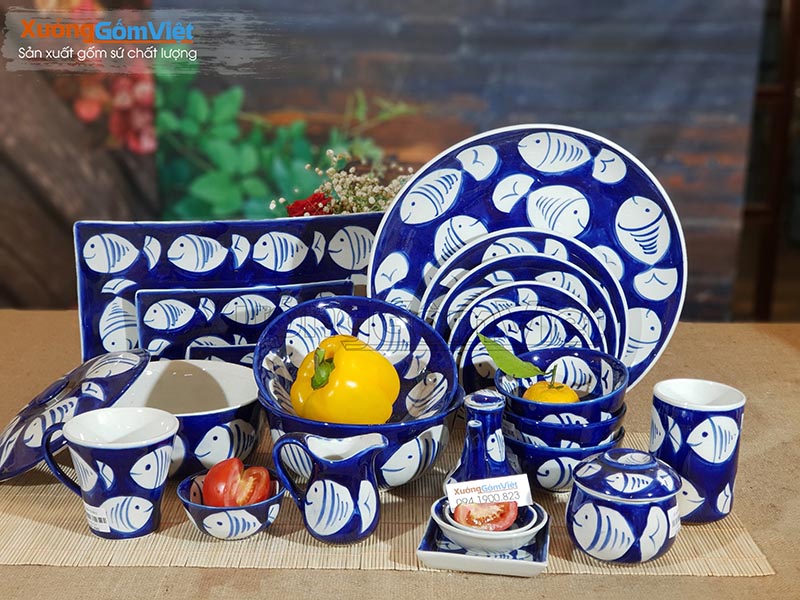 Set of dishes and dishes for men and women