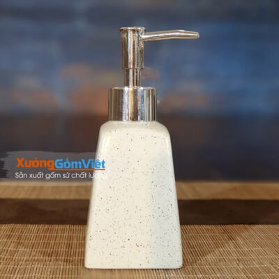 Dụng cụ nhà tắm bằng sứ Bát Tràng