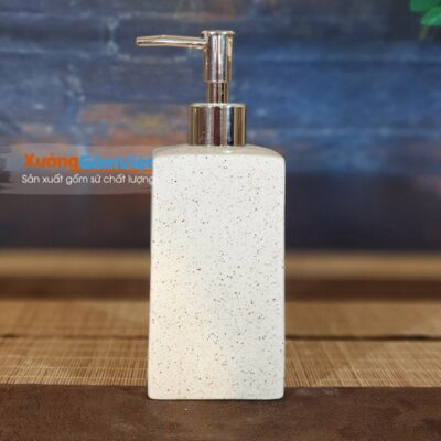 Dụng cụ nhà tắm bằng sứ Bát Tràng