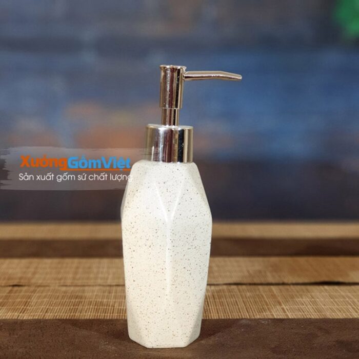 Dụng cụ nhà tắm bằng sứ Bát Tràng