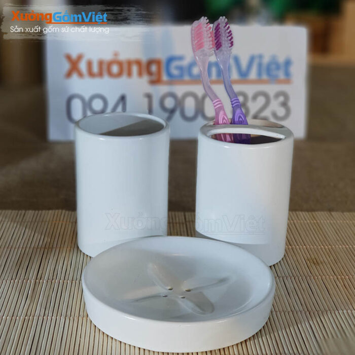 Phụ kiện phòng tắm khách sạn