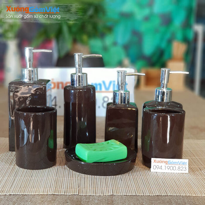 Phụ kiện phòng tắm khách sạn