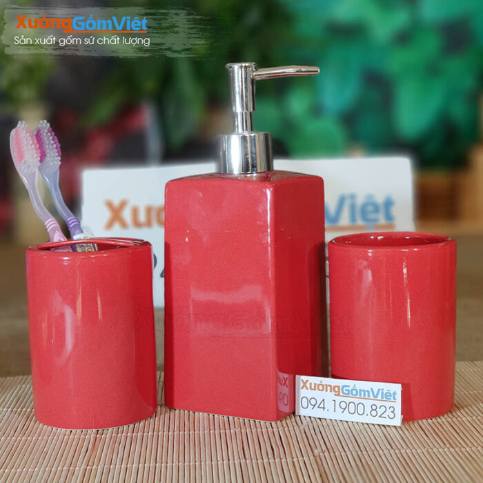 Phụ kiện phòng tắm khách sạn