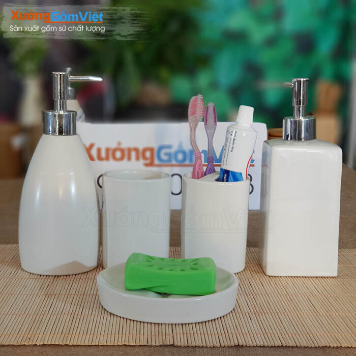 Bộ phụ kiện phòng tắm sứ