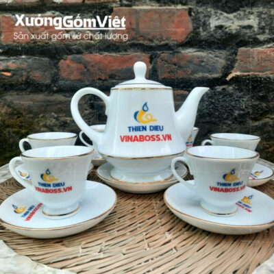 bo-am-chen-hoang-gia-ve-vien-vang-in-logo (2)