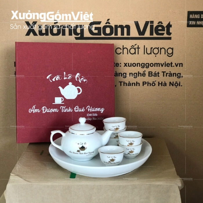 bo-am-chen-su-trang-ke-chi-vang-dia-tron-in-logo (1)