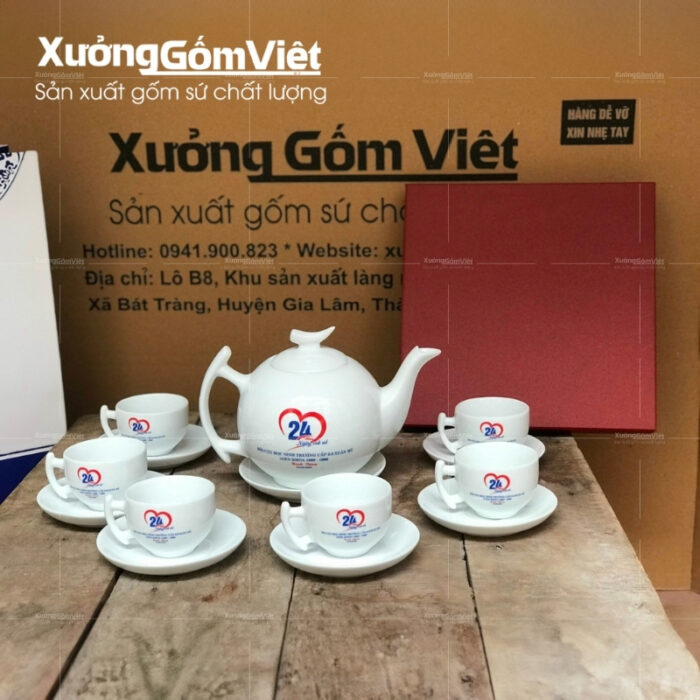 bo-am-chen-su-trang-trang-khuyet-in-logo-chinh-hang-bat-trang (2)