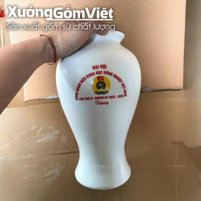 binh-hoa-bat-trang-dang-bau-hoa-tiet-hoa-bo-cong-anh-4