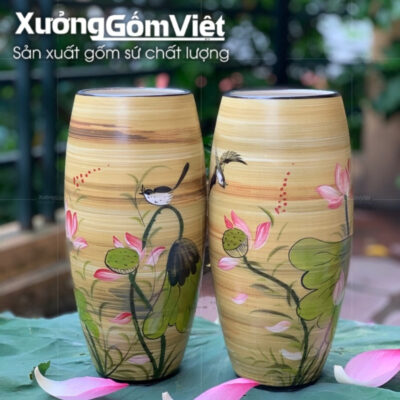 binh-hoa-bat-trang-dang-bom-hoa-tiet-hoa-sen-chim-en-men-vang