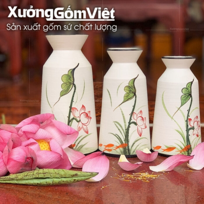 binh-hoa-bat-trang-dang-co-that-eo-hoa-tiet-hoa-sen-hong