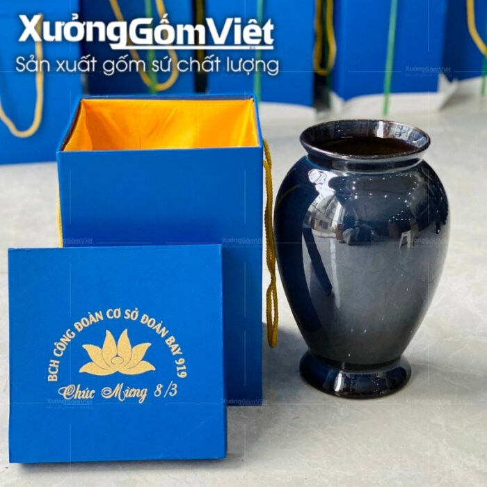 binh-hoa-bat-trang-men-hoa-bien-xanh-duong-dam-dang-choe