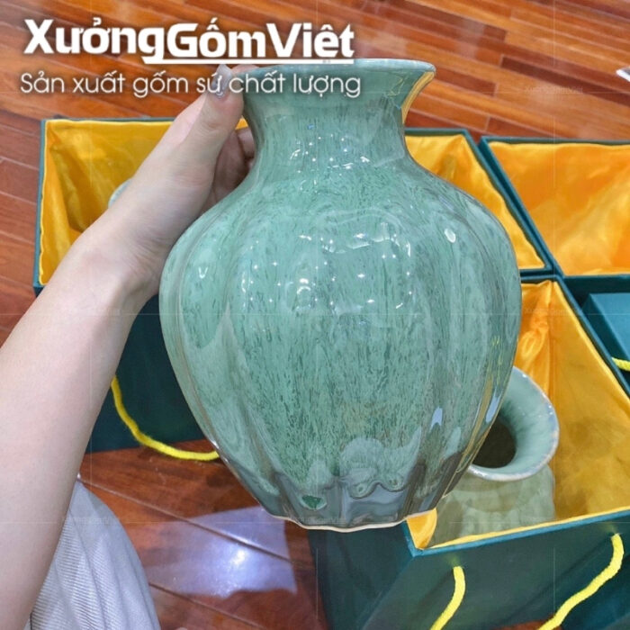 binh-hoa-bat-trang-men-hoa-bien-xanh-la-dang-mui-khe-2
