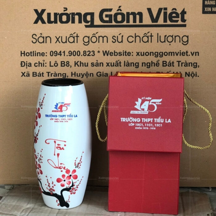 binh-hoa-gom-su-bat-trang-dang-bom-ve-dao-do-tai-loc-1