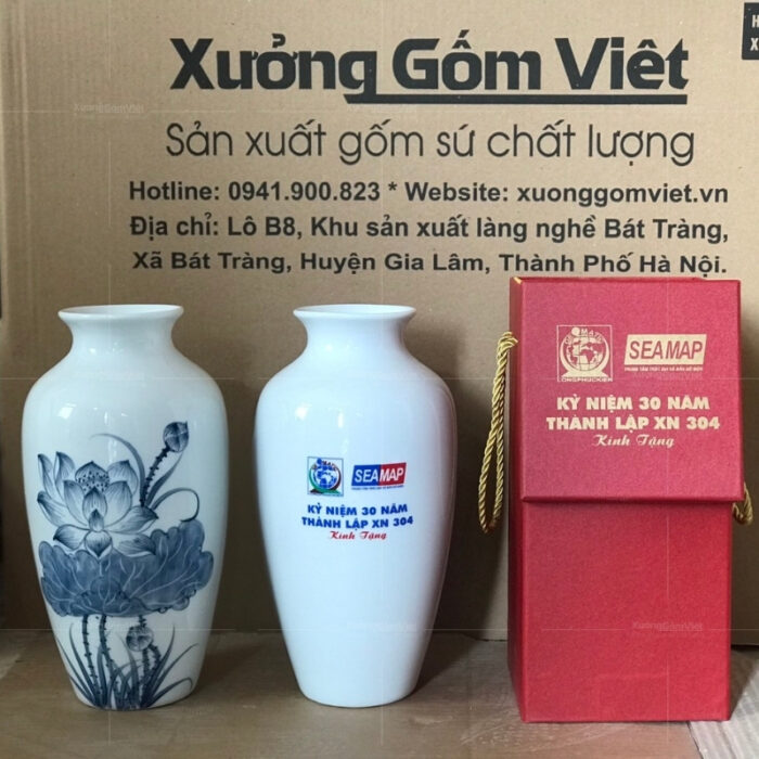 binh-hoa-gom-su-bat-trang-dang-loc-binh-ve-hoa-sen-xanh-1