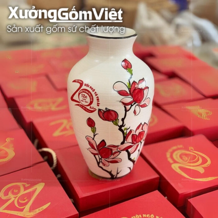binh-hoa-su-trang-bat-trang-hoa-tiet-nhanh-hoa-do-2