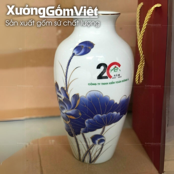 binh-hoa-ve-vang-dang-co-rut-hoa-tiet-hoa-sen-xanh-vang-kim-2