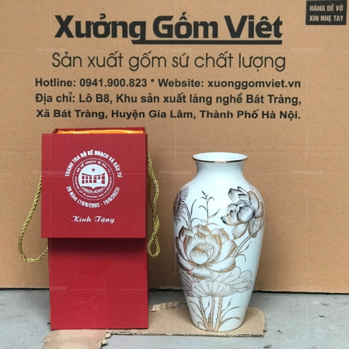 binh-hoa-ve-vang-hoa-tiet-dai-doa-lien-hoa-1