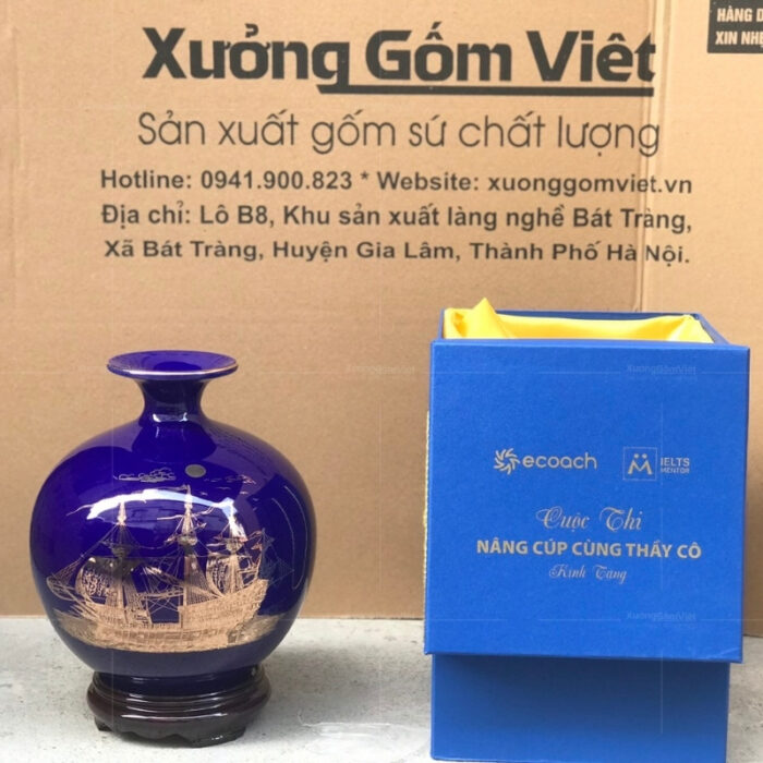 binh-hut-loc-bat-trang-in-logo-mau-xanh-duong-hoa-tiet-thuyen-buom-in-decal-vang