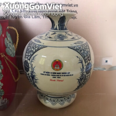 binh-hut-tai-loc-bat-trang-in-logo-ve-canh-thu-cong (2)