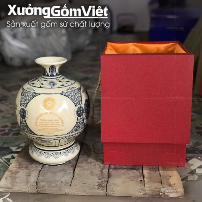 binh-hut-tai-loc-bat-trang-men-ran-ve-canh-chua-chien-in-logo