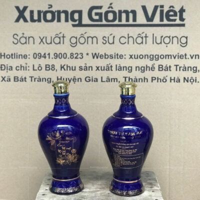chai-ruou-gom-su-bat-trang-mau-xanh-coban-dang-mai-binh-in-logo (2)