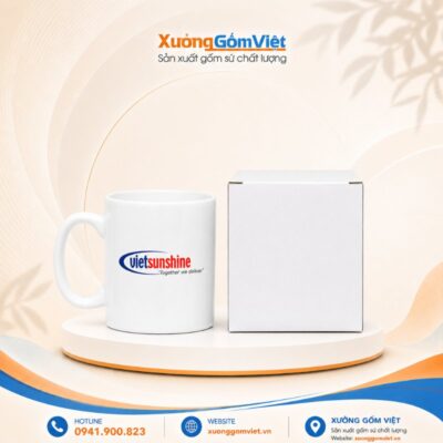 Cốc sứ in logo VIETSUNSHINE dáng trụ cao có quai màu trắng Bát Tràng M182