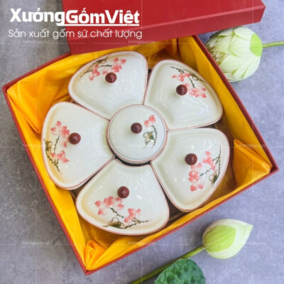 khay-mut-su-bat-trang-dang-bong-hoa-khay-go-hoa-tiet-hoa-sen-hong (3)