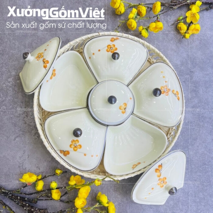 khay-mut-su-bat-trang-dang-bong-hoa-khay-may-hoa-tiet-hoa-dao-cam (2)