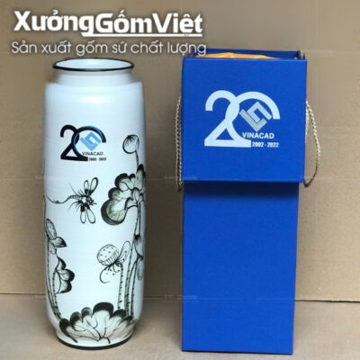 lo-hoa-bat-trang-dang-cao-hoa-tiet-sen-chuon-men-den