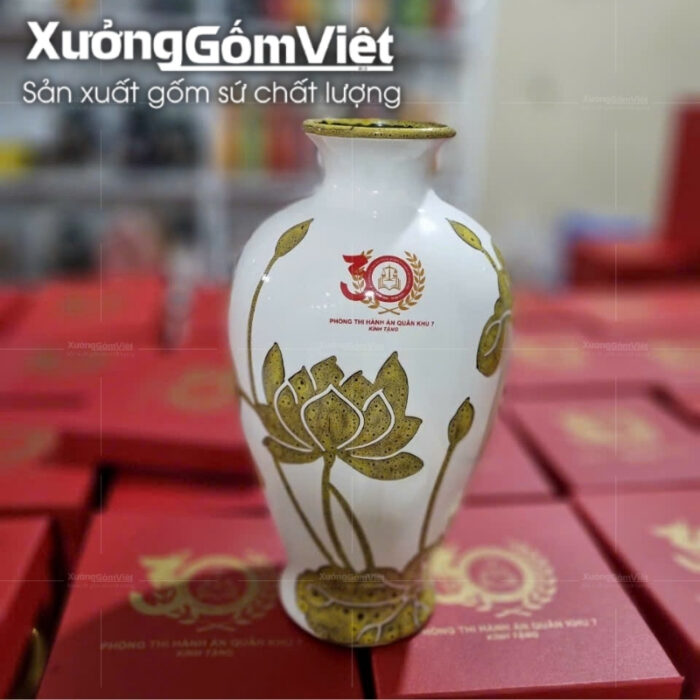 lo-hoa-gom-su-bat-trang-dui-de-sen-gam-vang-1
