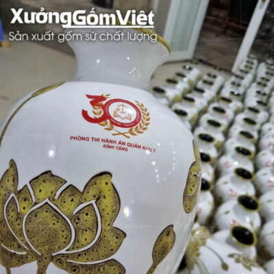 lo-hoa-gom-su-bat-trang-dui-de-sen-gam-vang-2