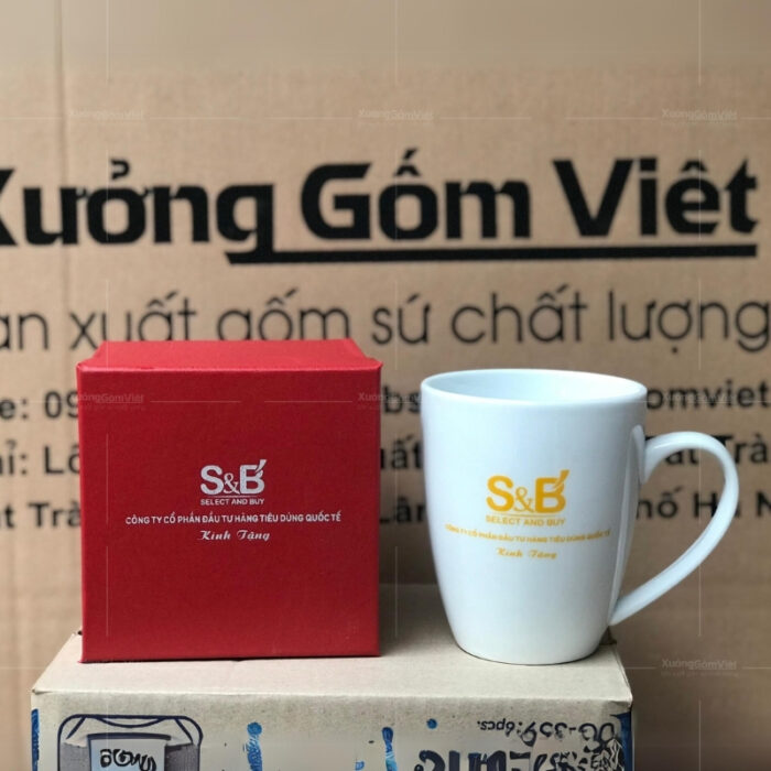ly-coc-su-trang-bat-trang-quai-nua-trai-tim-in-logo-2