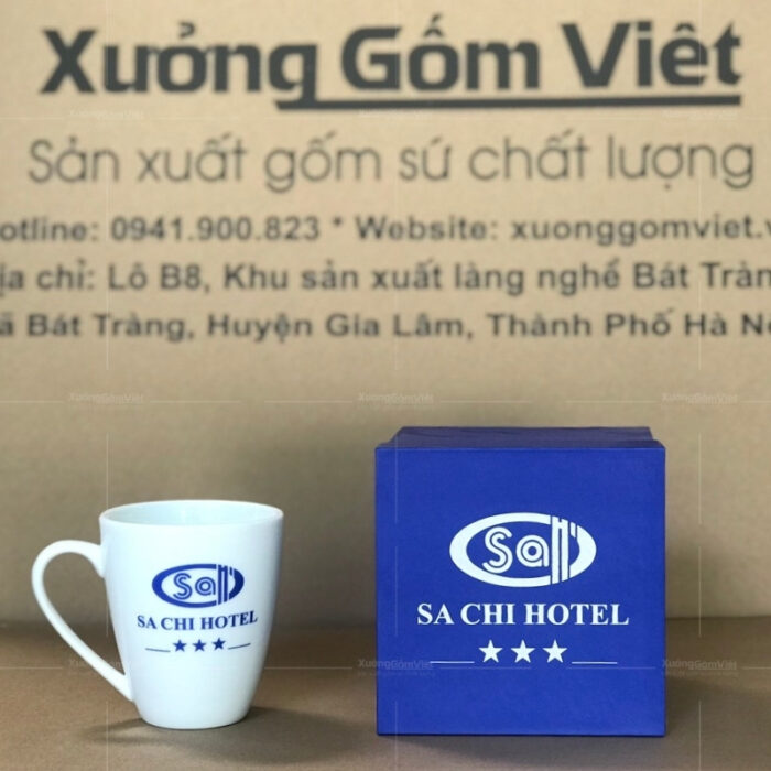 ly-coc-su-trang-bat-trang-quai-nua-trai-tim-in-logo-9