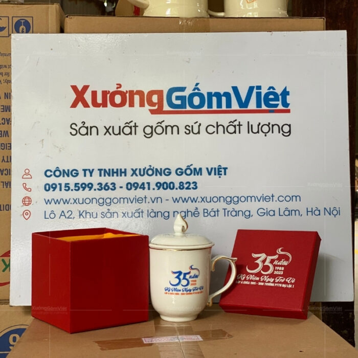 ly-su-bat-trang-ve-chi-vang-co-nap-dang-ngon-lua-in-logo-1.