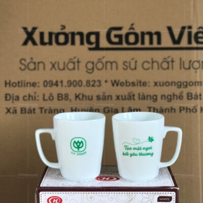ly-su-trang-bat-trang-dang-chu-v-quai-vuong-in-logo-9
