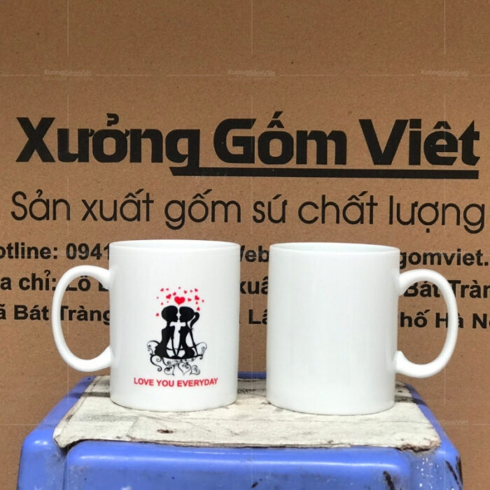 ly-su-trang-quai-c-bat-trang-in-logo-13