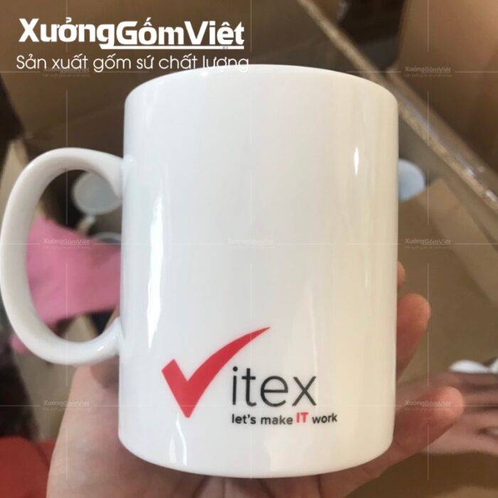 ly-su-trang-quai-c-bat-trang-in-logo-34