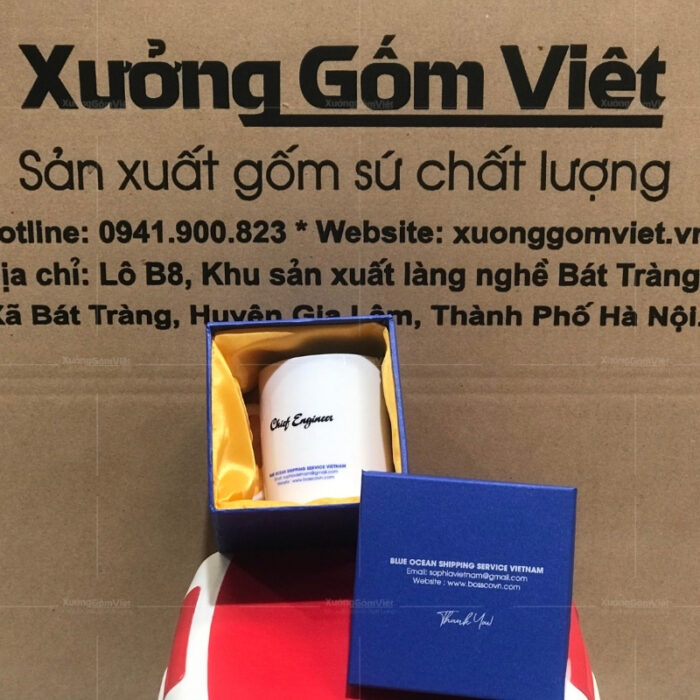 ly-su-trang-quai-c-bat-trang-in-logo-5
