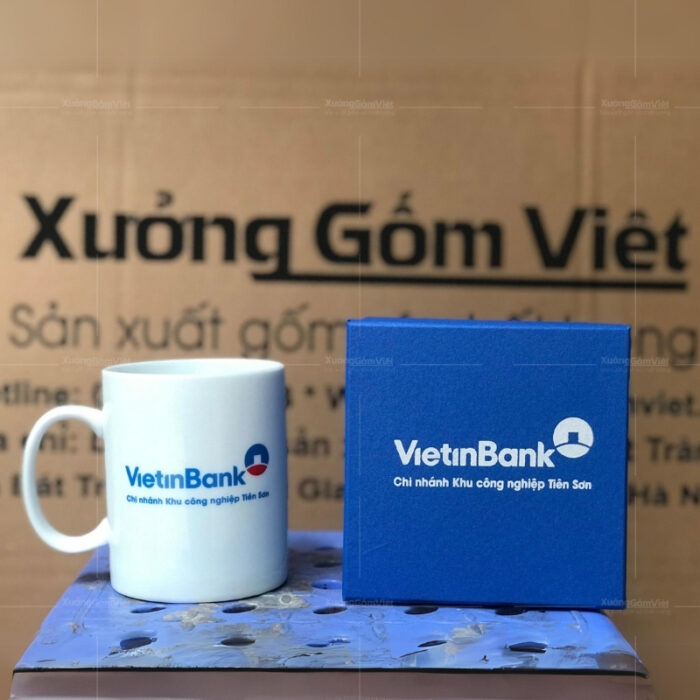 ly-su-trang-quai-c-bat-trang-in-logo-6