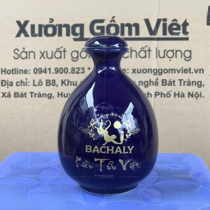 nam-ruou-gom-su-bat-trang-dang-mini-mau-xanh-coban