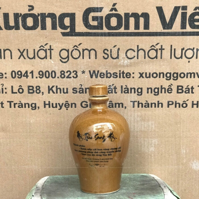 nam-ruou-gom-su-bat-trang-mau-nau-sang-in-logo (1)