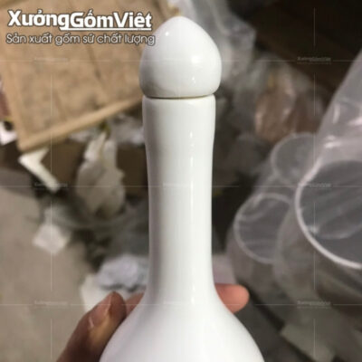 nam-ruou-gom-su-bat-trang-mau-trang-dang-ho-lo-in-logo (5)