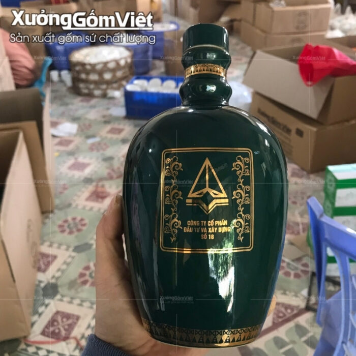 nam-ruou-gom-su-bat-trang-mau-xanh-ngoc-bich-vien-kim-in-logo (4)